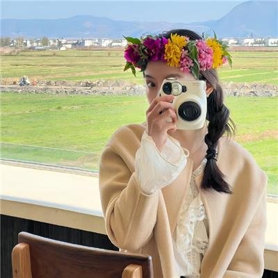 《粉红色和铲子》